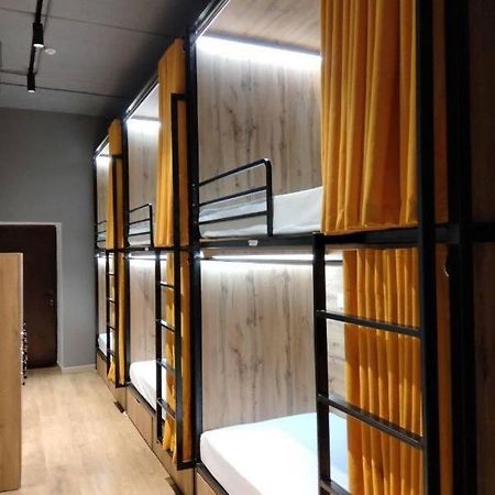 Hostel Bro Astana Bagian luar foto