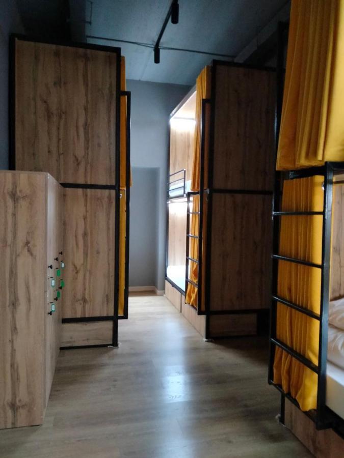 Hostel Bro Astana Bagian luar foto
