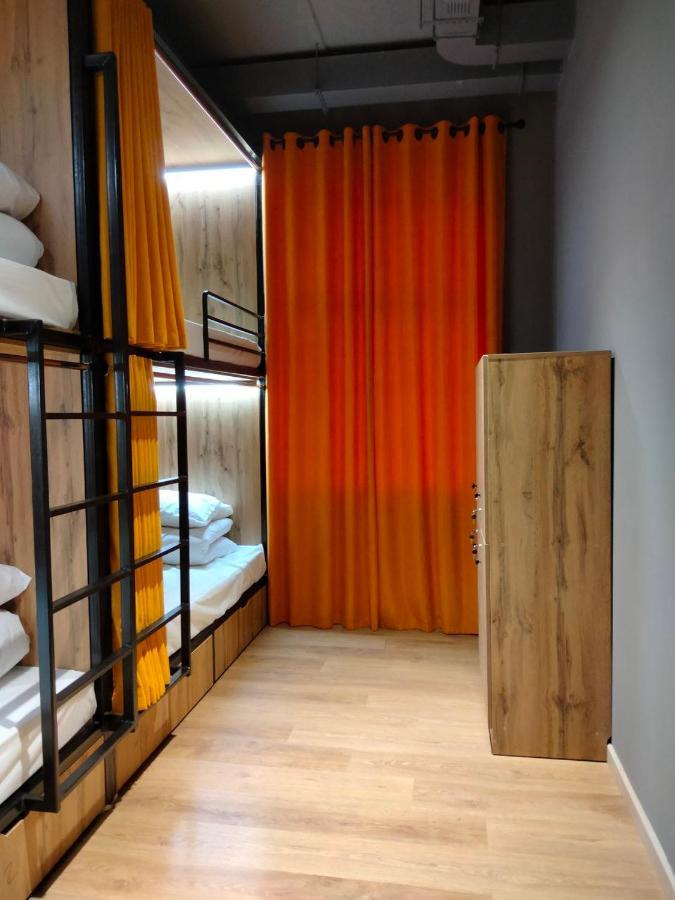 Hostel Bro Astana Bagian luar foto