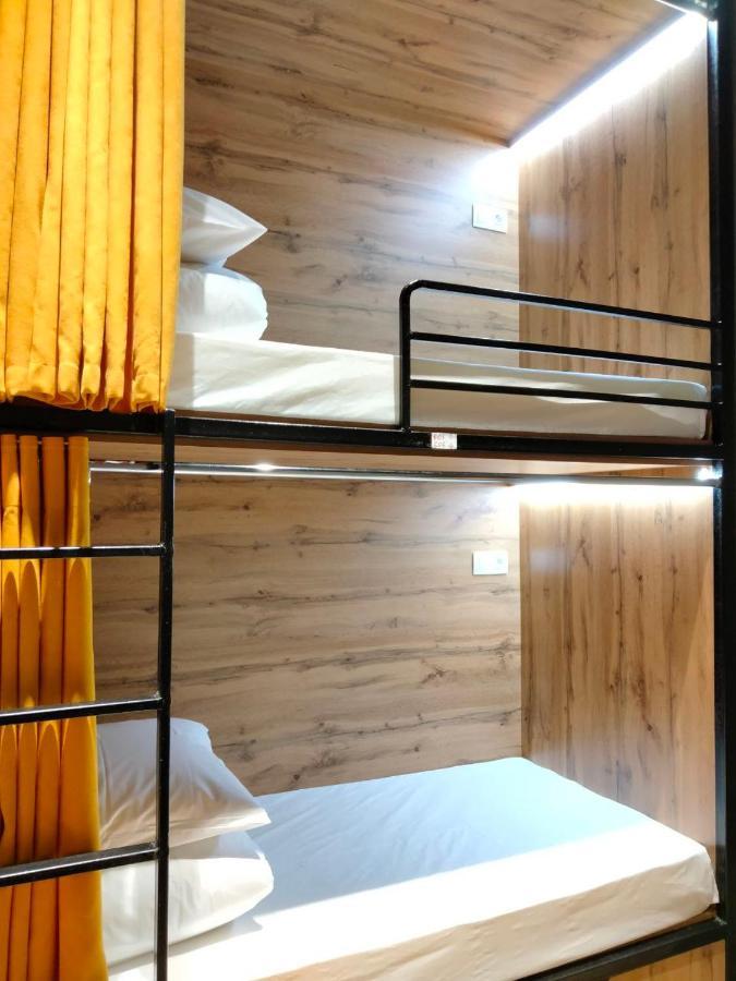 Hostel Bro Astana Bagian luar foto