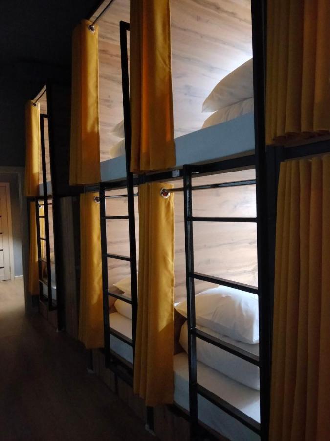 Hostel Bro Astana Bagian luar foto