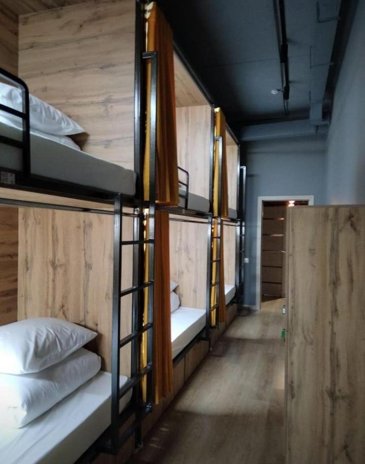 Hostel Bro Astana Bagian luar foto